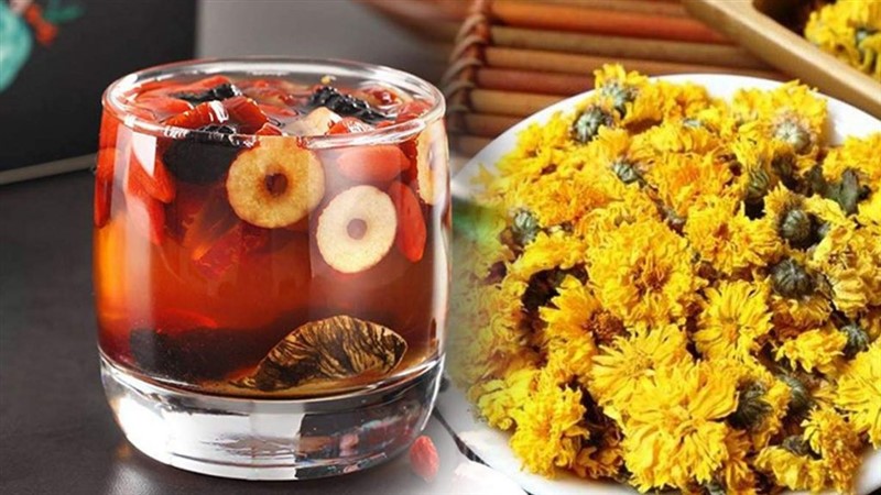 Cách uống trà hoa cúc đẹp da, giữ dáng, tốt cho sức khỏe ai cũng làm được