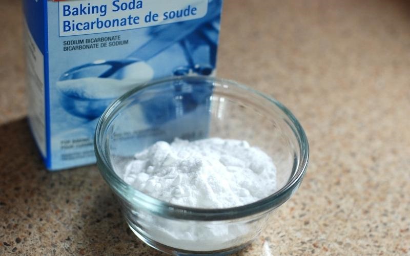 Có thể dụng Baking Soda để trị gàu không?