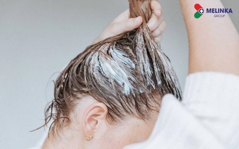 [Cảnh báo] 5 hành động không được làm với tóc ướt