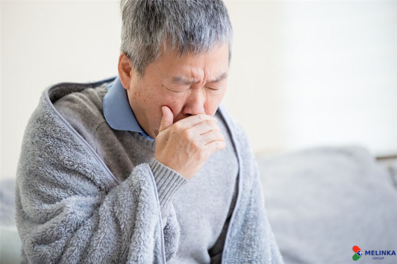 HO KÉO DÀI Ở NGƯỜI CAO TUỔI CÓ NGUY HIỂM?